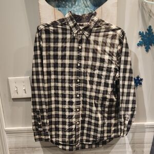 American Eagle Outfitters Seriously Soft Classic Fit Button Down Shirt Sz M